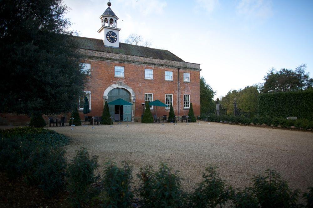 Fawsley Hall Hotel Daventry Exterior foto